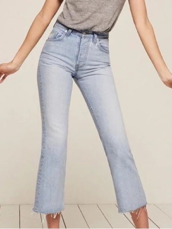 Reformation Denim - Reformation Mid Crop Flared Jeans Light Wash Size 29 70s‎